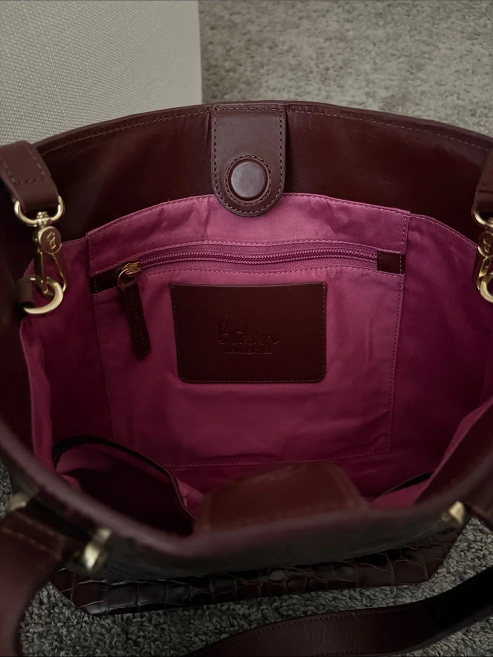 Boden Stamford Burgundy Croc-Embossed Leather Tote Bag Pink Interior
